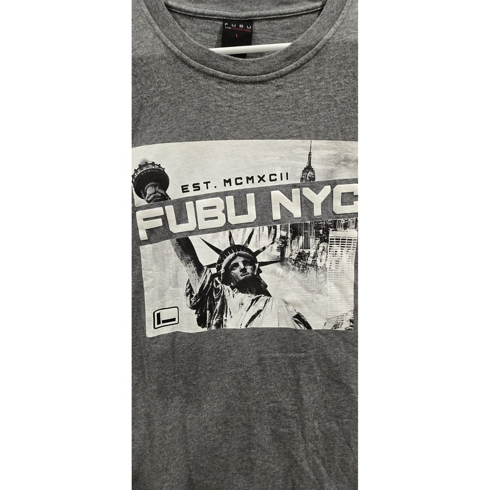 FUBU‎ the Collection Men's  L T Shirt  With Statue Of Liberty